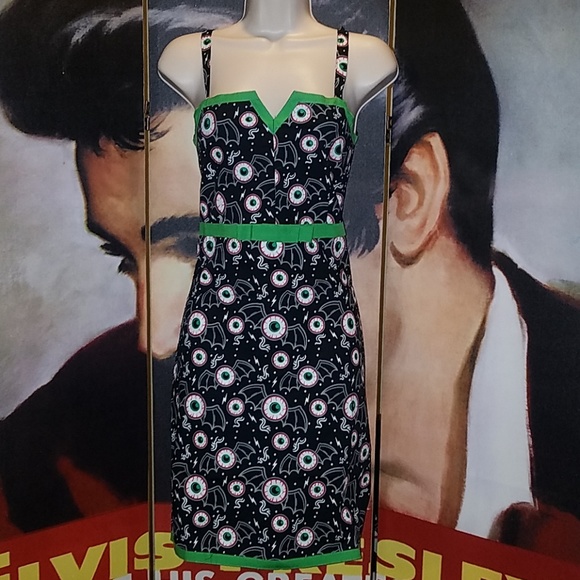 Sourpuss Dresses & Skirts - Sourpuss Batty Eyeballs Curve Hugging Spooktacular Pencil Dress w Green Trim